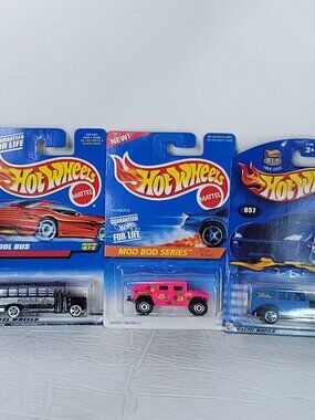 Hot Wheels Police School Bus Groovy Graphics 40 Woody  Lot Of 3 NEW